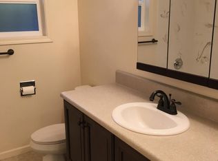 1108 Murray Ave, Medford, OR