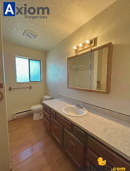 Freeman 1160 — Photo 12