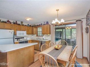 1010 Fox Tail Trl, Gatlinburg, TN 37738