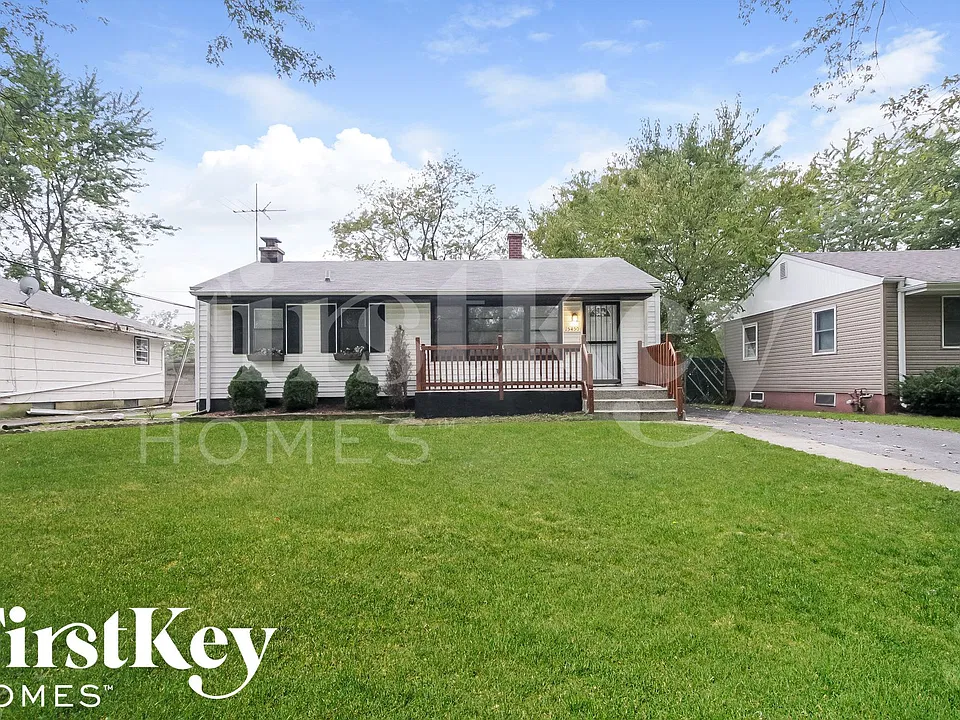 15450 Elm St