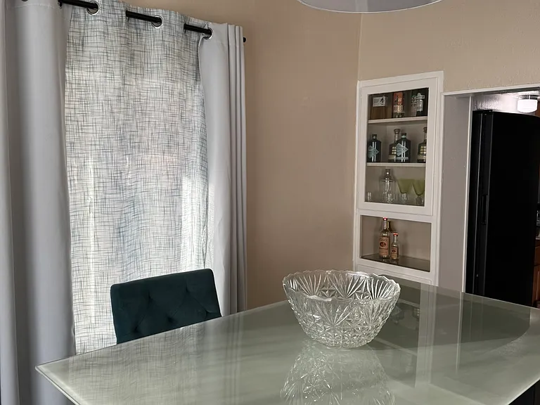 557 Jefferson St — Photo 3