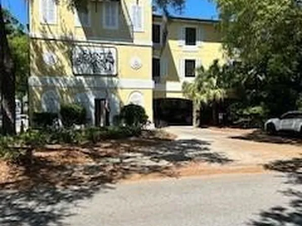 609 Beachview Dr #303, Saint Simons Island, GA 31522