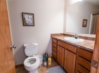 3417 Destin Dr, Waterloo, IA 50702