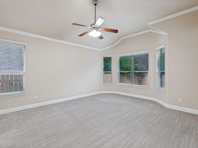 23214 Crest View Way — Photo 7