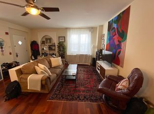 648 Carpenter St APT 1, Philadelphia, PA 19147