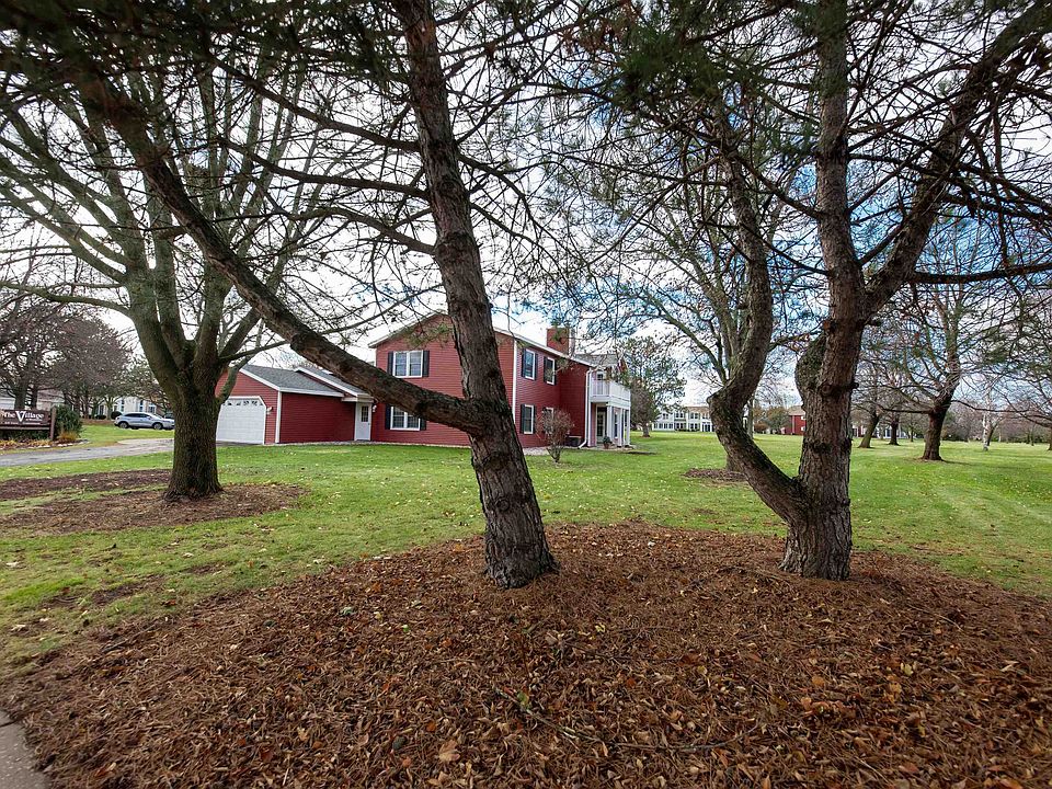 2500 Village Ln Oshkosh, WI Zillow