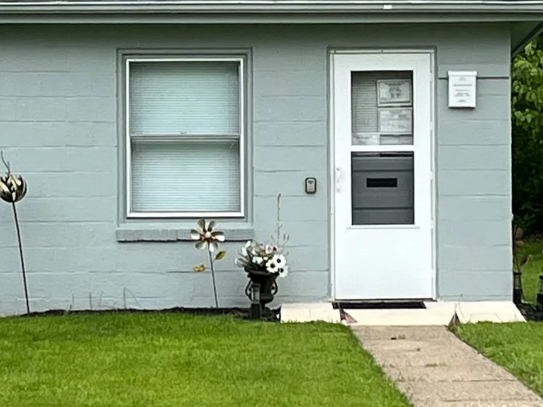 9735 Chillicothe Rd — Photo 1