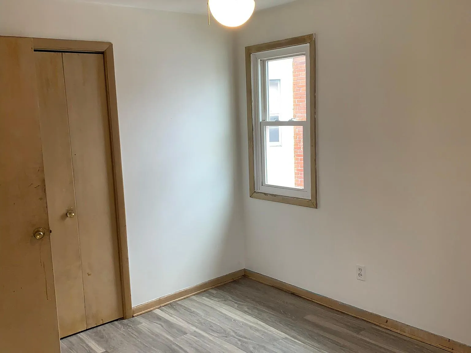 2 bed, 1200 sqft, $1,400 — Photo 3
