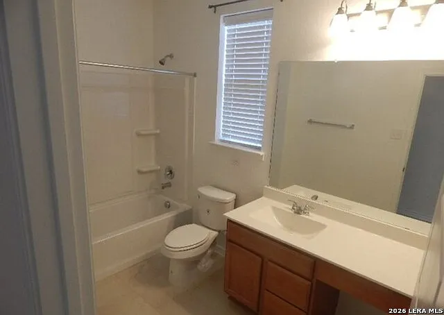 4511 Southton Way — Photo 3