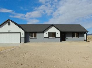 594 Shadybrook Dr, Spring Creek, NV 89815