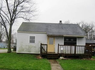 517 W Walnut St, Crown Point, IN 46307