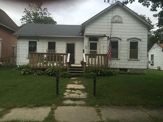 2nd image of 124 N Jefferson Ave