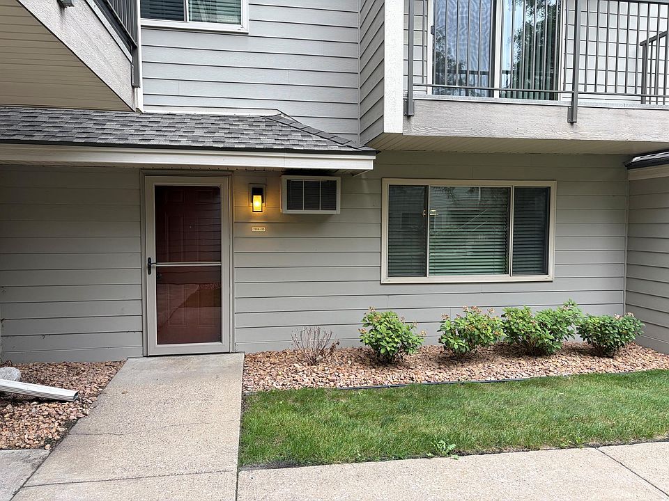 1st image of 2110 Ridge Dr APT 13