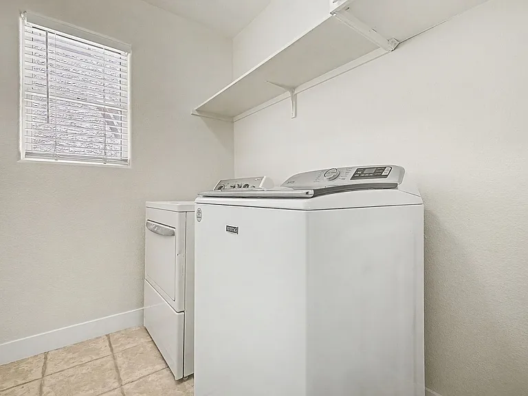 7804 Amulet St — Photo 34