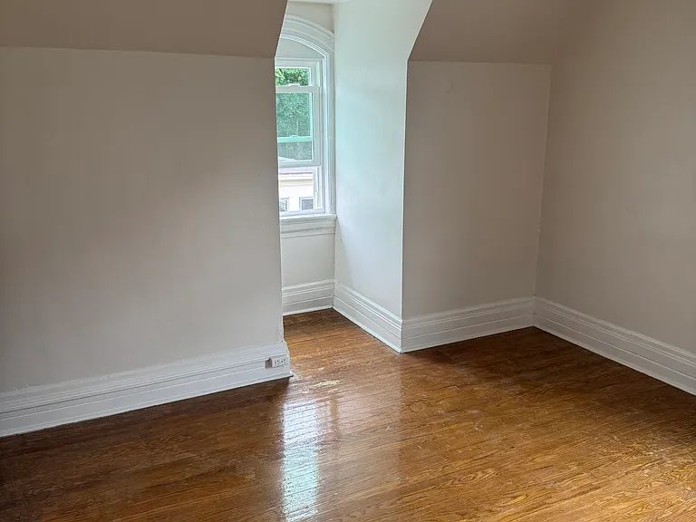 8 Granger Pl #6 — Photo 17