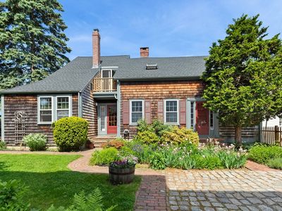 34 Pearl St, Marblehead, MA, 01945