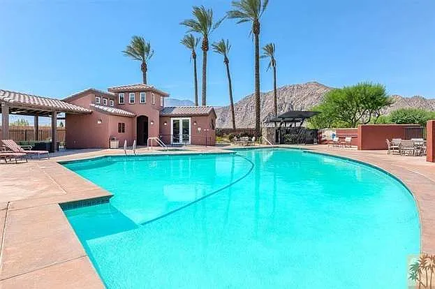 52130 Rosewood Ln — Photo 29