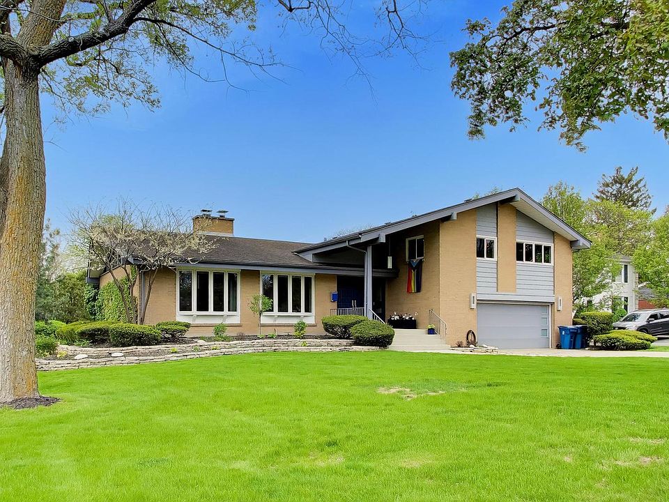 1st image of 360 S Prospect Ave