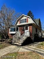 2nd image of 47-49 Appleton Ave