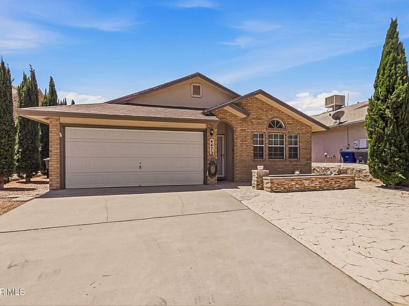 2nd image of 4472 Loma Diamante Dr