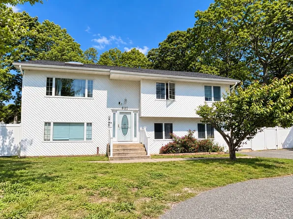 (undisclosed Address), Port Jefferson Station, NY 11776