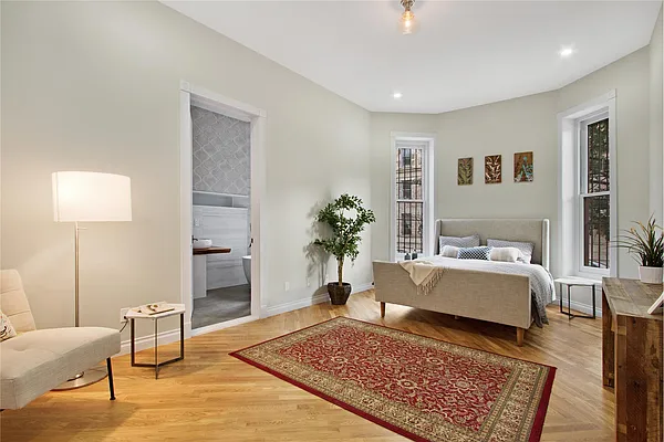 Sold by Douglas Elliman | media 22