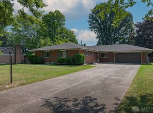 5282 Applecreek Rd, Dayton, OH 45429
