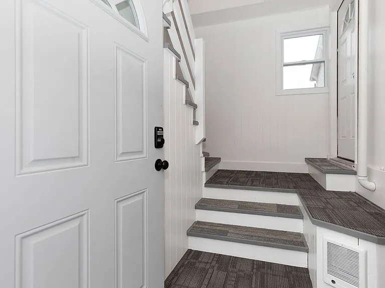 414 Herkimer St — Photo 4