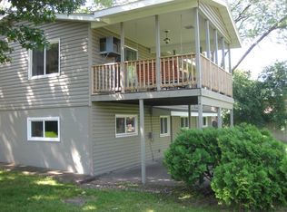 1025 Green Bay St, Onalaska, WI 54650