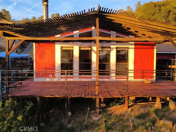 4047 Foothill Dr, Lucerne, CA 95458