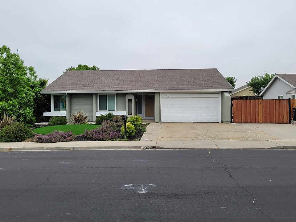 1st image of 5528 Bridgeport Cir