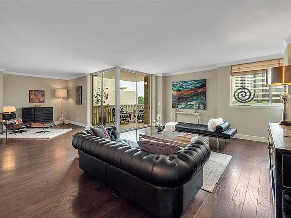 3rd image of 3701 Turtle Creek Blvd APT 6A