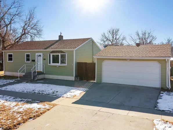 1801 Albany Ave, Hot Springs, SD 57747