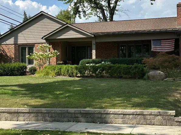 1532 Trentwood Rd, Columbus, OH 43221