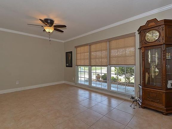 5th image of 15707 Shillington Dr