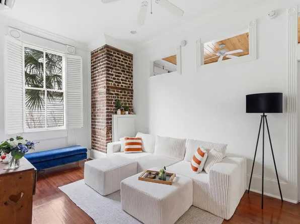 33 Pitt St APT 3, Charleston, SC 29401