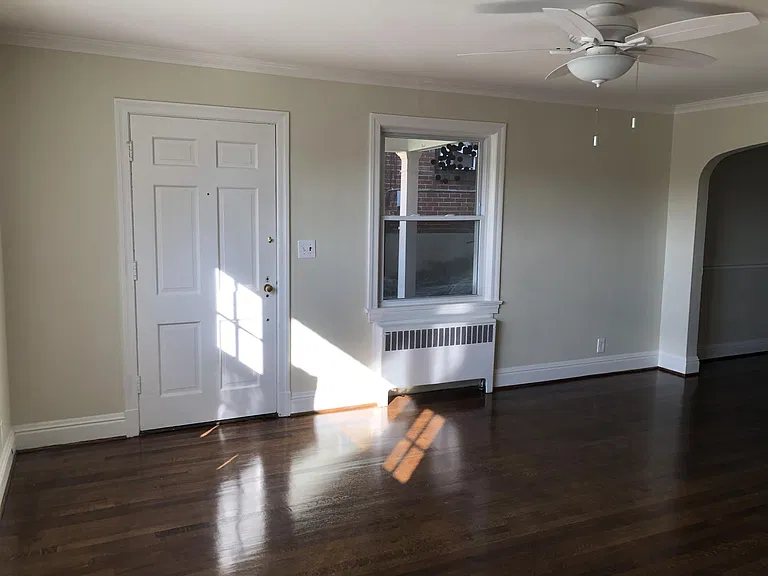 2306 Longview Ave SW — Photo 3
