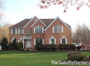 18 Trout Brook Ln, Mendham, NJ 07945