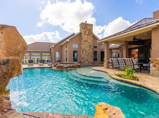 750 S View Dr, Lytle, TX 78052