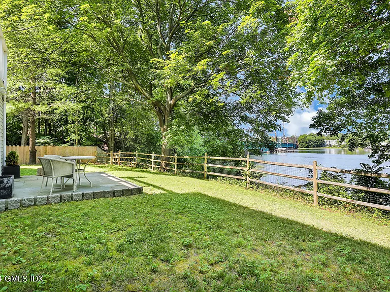 24 Juniper Ln — Photo 31