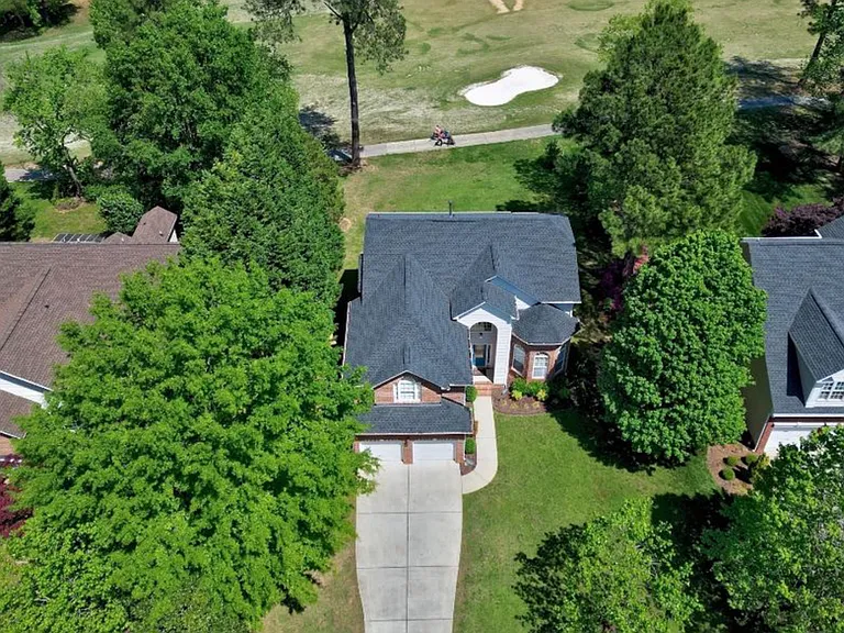 438 Seastone St — Photo 18