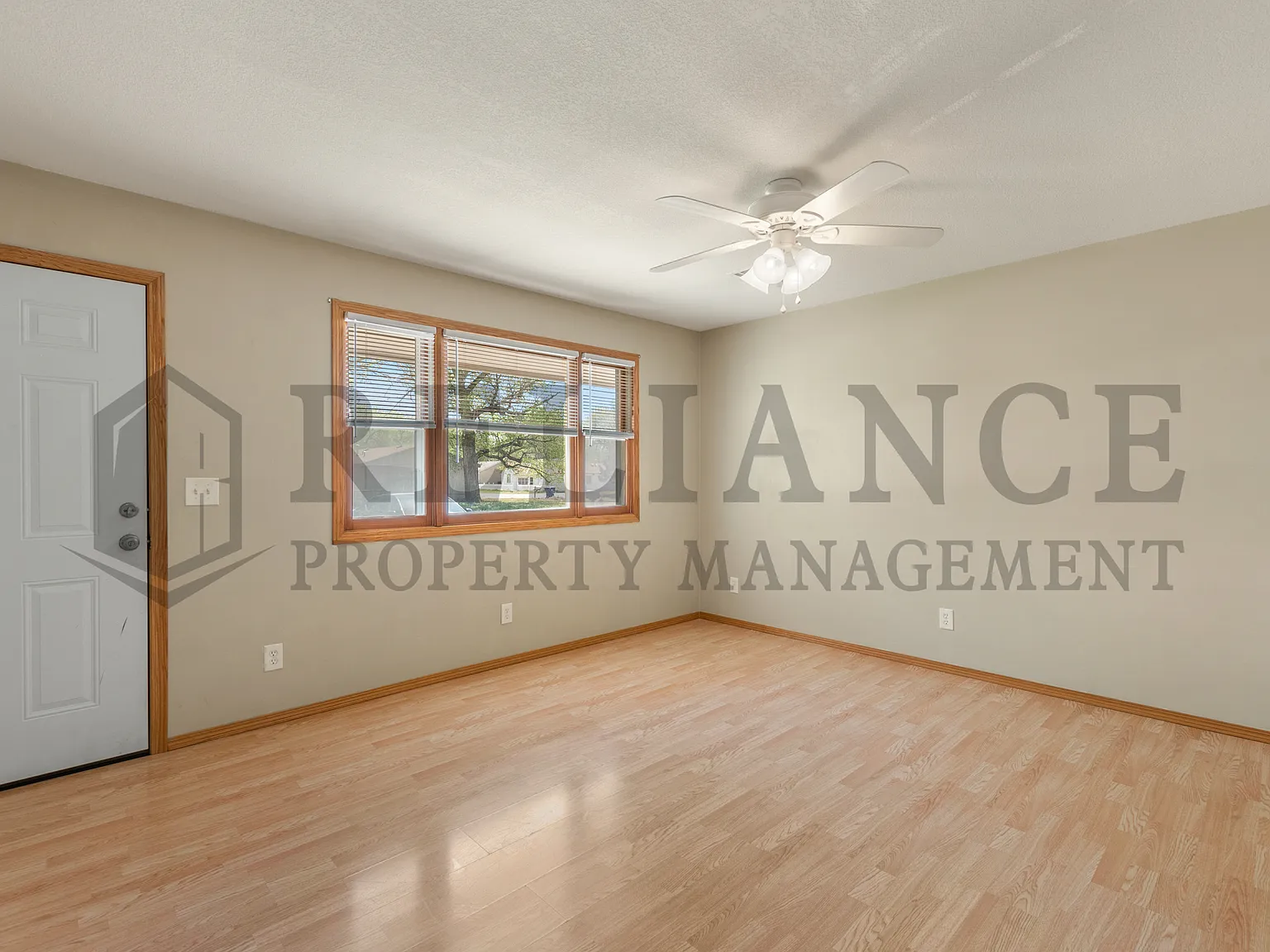 607 North Doris Street - 1 — Photo 3