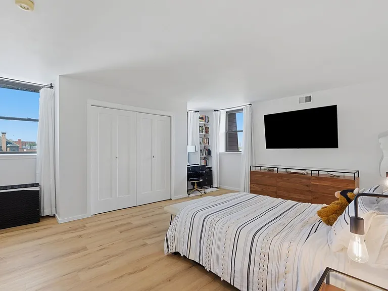 200 Central Ave #D2 — Photo 8