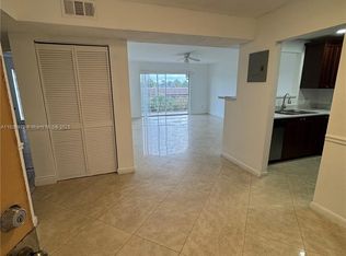 4848 NW 24th Ct APT 322, Lauderdale Lakes, FL 33313