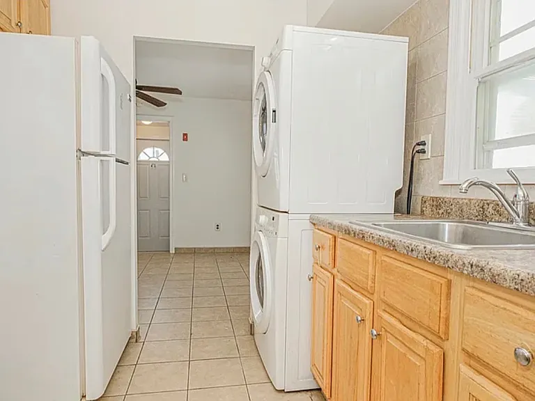 307 Adams Ave #1 — Photo 2