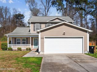112 Brookhaven Dr, Richlands, NC 28574
