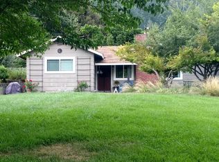 170 Placer Dr, Orleans, CA 95556