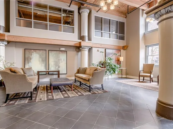 712 Broadway Blvd #406, Kansas City, MO 64105