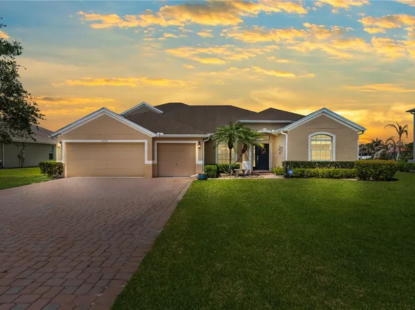 4370 9th Mnr SW, Vero Beach, FL 32968