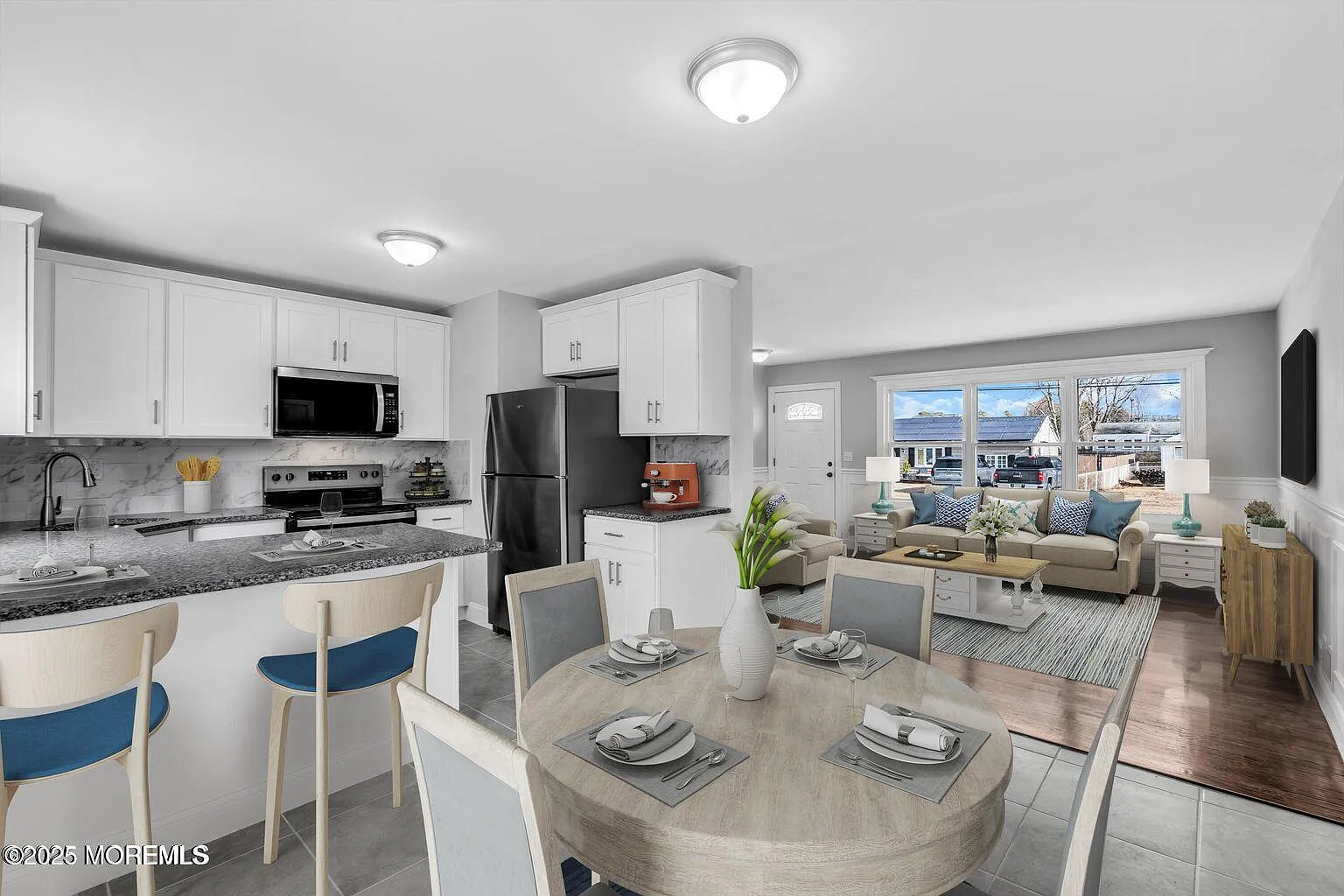 3 bed, 1014 sqft, $3,250 — Photo 1